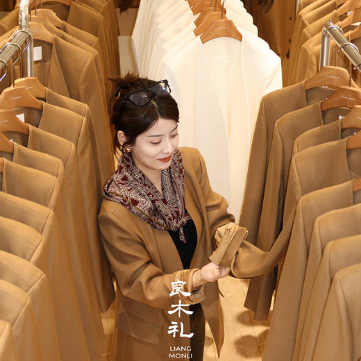 【部分现货】良木礼绵羊毛西装外套（Q259201） 商品图5