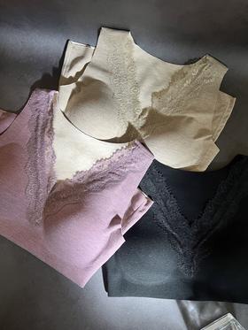 Gote秋冬新品“暖绒茧”法式蕾丝V领一体背心