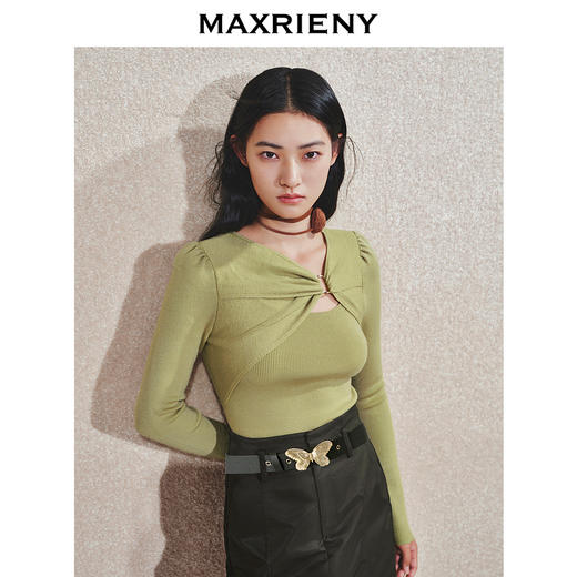 【商场同款】MAXRIENY褶皱套头针织毛衫24冬新款女装修身显瘦上衣(货号:MC85SW543) 商品图2