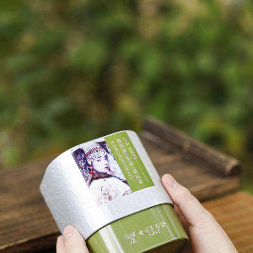 【七彩云南经典1889七彩系列普洱茶】源自海拔 1800 米以上的核心茶区，精选 8 个独具风味的特色茶青，遵循第 “9” 号经典配方 多种规格任选 商品图3