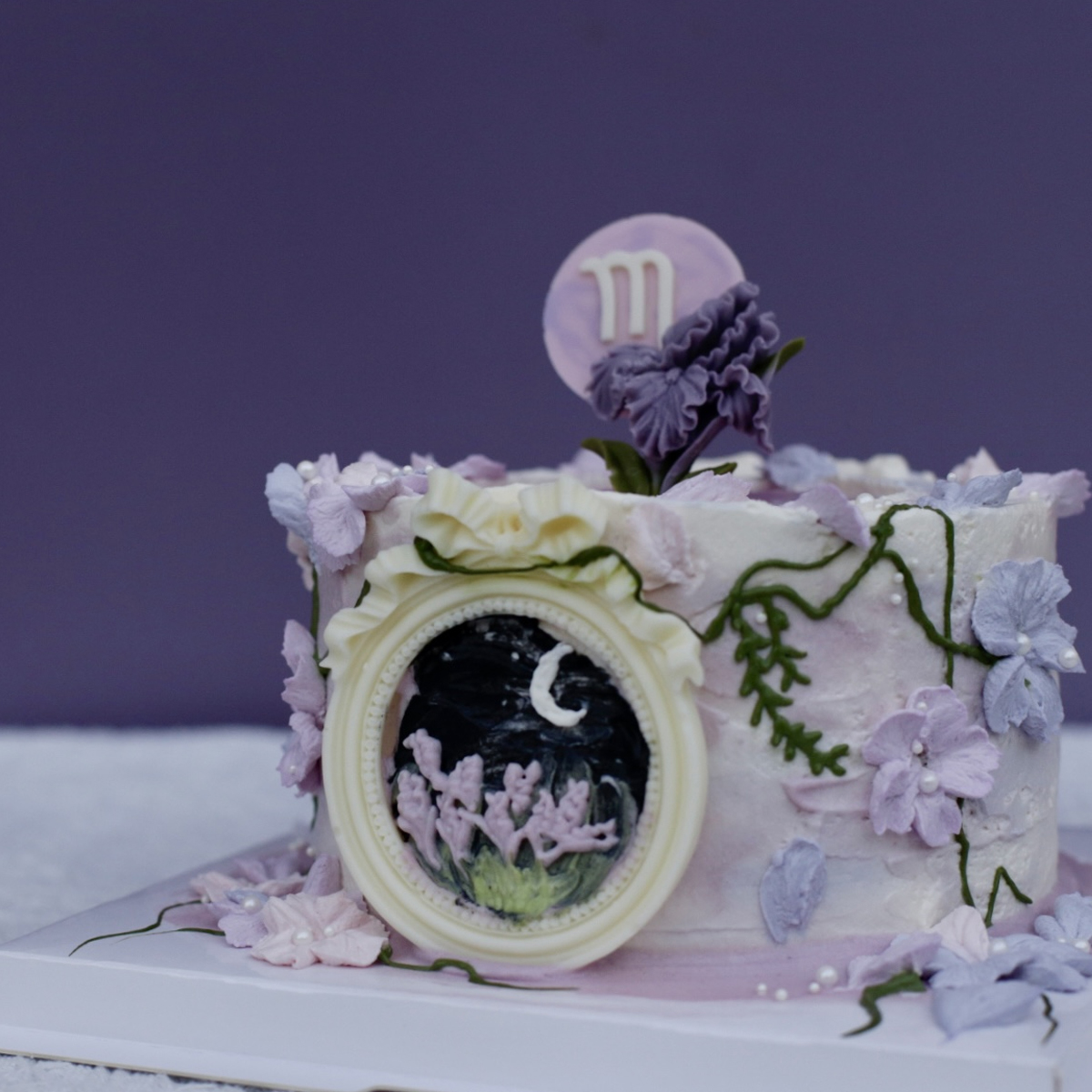 天蝎座生日蛋糕｜月夜鸢尾花