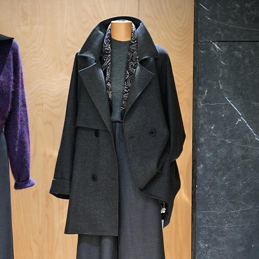 良木礼绵羊毛风衣（腰带）（Q2582132） 商品图2