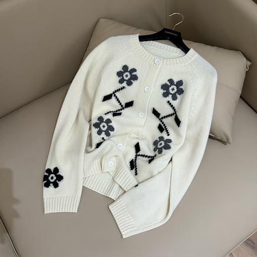 【预售7天】良木礼山羊绒开衫（Q2592473） 商品图0