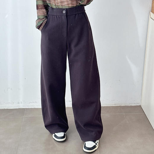 2025年秋季新款时尚高腰显瘦直筒阔腿弯刀休闲裤 商品图1