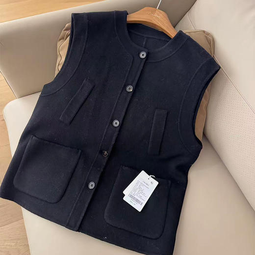 【特价不退不换】【预售7天】良木礼羊毛马甲（D25102816） 商品图0