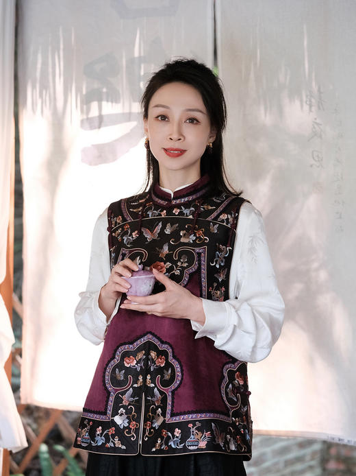 盛唐牡丹盛奢系列 | 真丝香云纱双如意手推绣马甲-红色 商品图0