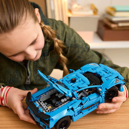 乐高积木    L42217    机械系列蓝色雪佛兰科尔维特 Stingray 商品图2
