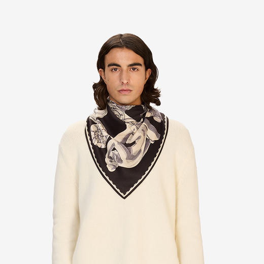 北京仓｜Inoui Editions-130 ARCHIVES-雕塑 黑色 方巾［法国设计师］ 商品图2