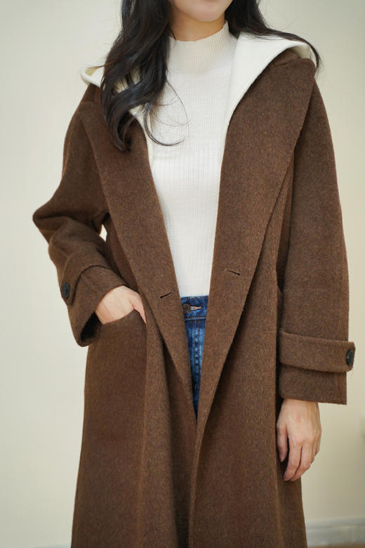 臣禾	【可脱卸帽大衣】层次感系腰带中长款呢大衣外套	JZ254080175 商品图9