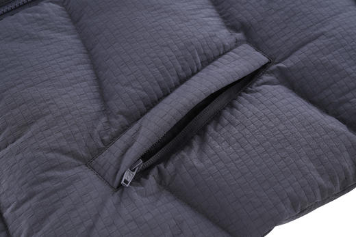 【2025新品】李宁乒乓球系列王曼昱同款羽绒服AYMV813-1 商品图5