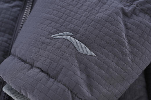 【2025新品】李宁乒乓球系列王曼昱同款羽绒服AYMV813-1 商品图7