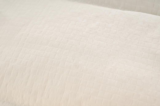 【2025新品】李宁乒乓球系列孙颖莎同款羽绒服AYMV809-1 商品图9