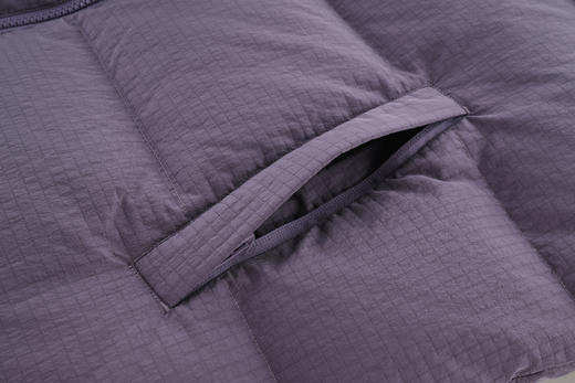 【2025新品】李宁乒乓球系列王楚钦同款羽绒服AYMV811-1 商品图4