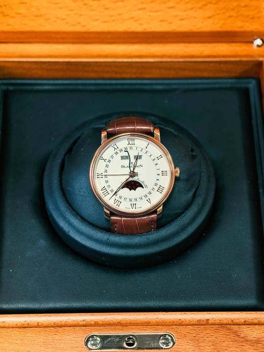 BLANCPAIN宝珀 经典系列VILLERET 自动机械机芯 30m防水 男表 瑞表 40mm 白色表盘 红金表壳 鳄鱼皮表带 商品图3