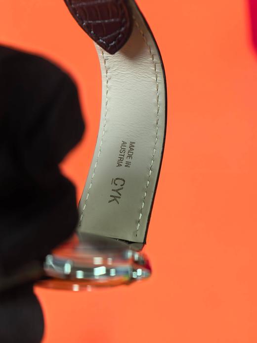 CARTIER卡地亚 蓝气球系列 自动机械机芯 日期显示 日历 男表 瑞表 42mm 银色表盘 精钢表壳 鳄鱼皮表带 商品图3