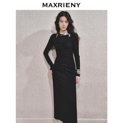 【冬日逸境-商场同款】MAXRIENY水晶织带浪漫精致连衣裙小黑裙(货号:MC85DR788) 商品图1