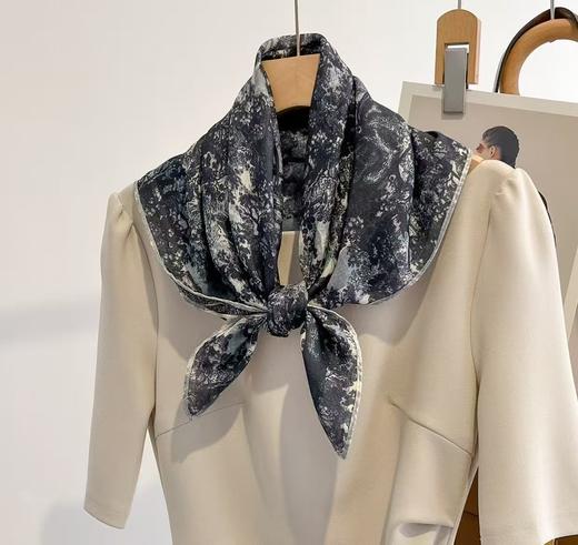 FS竹纤维女士时尚印花竹棉大方巾036 商品图2