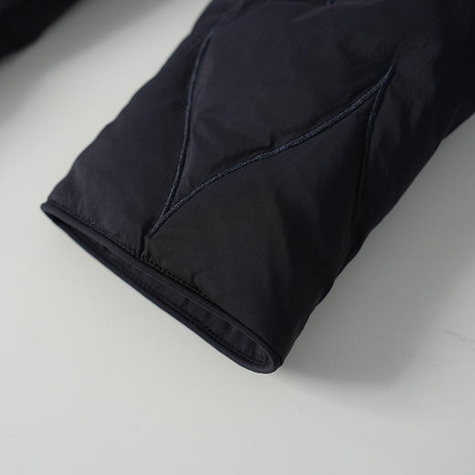 EITIE爱特爱独特的麻花线迹绗缝时尚年轻显瘦保暖羽绒服8411101 商品图4