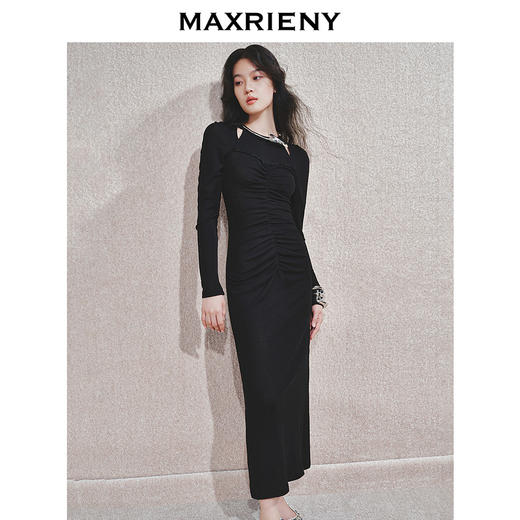 【冬日逸境-商场同款】MAXRIENY水晶织带浪漫精致连衣裙小黑裙(货号:MC85DR788) 商品图2