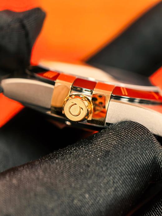 OMEGA欧米茄 星座系列星座腕表 自动机械机芯 50米防水 男表 瑞表 41mm 绿色表盘 精钢黄金表壳 皮革表带 商品图6