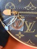 LOUIS VUITTON Loop 经典老花满印链条肩带 涂层帆布拼牛皮饰边 月亮包豌豆包腋下包手提单肩包 女款 棕色 商品缩略图1
