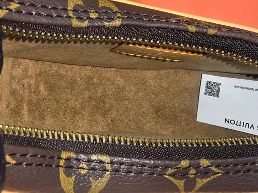 LOUIS VUITTON Loop 经典老花满印链条肩带 涂层帆布拼牛皮饰边 月亮包豌豆包腋下包手提单肩包 女款 棕色 商品图3