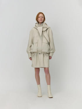 可拆卸连帽外套