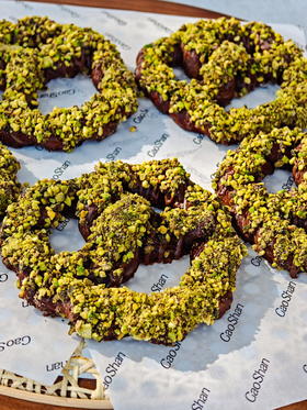 巧克力开心果碱水结