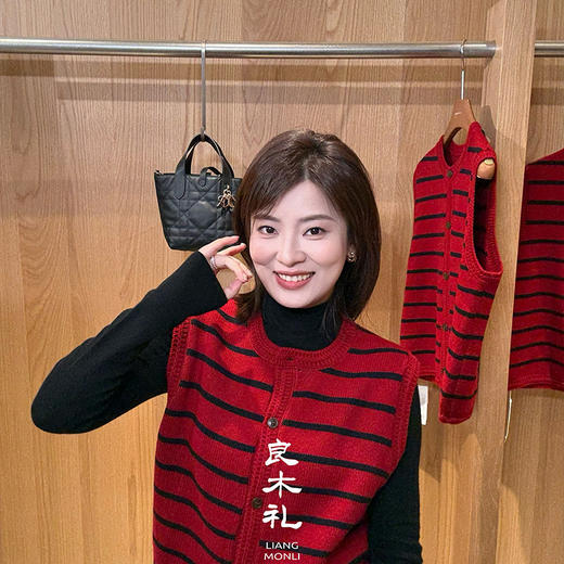 【预售7天】良木礼绵羊毛马甲（D25102527F） 商品图1