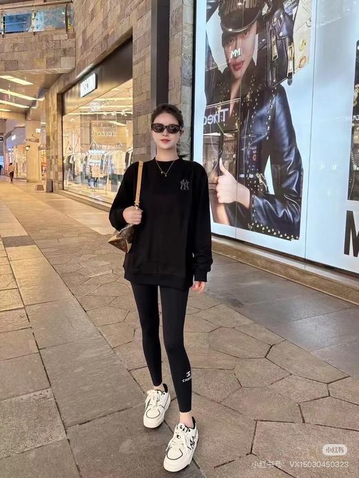 秋季新款男女情侣复古风波普老花套头卫衣 商品图7