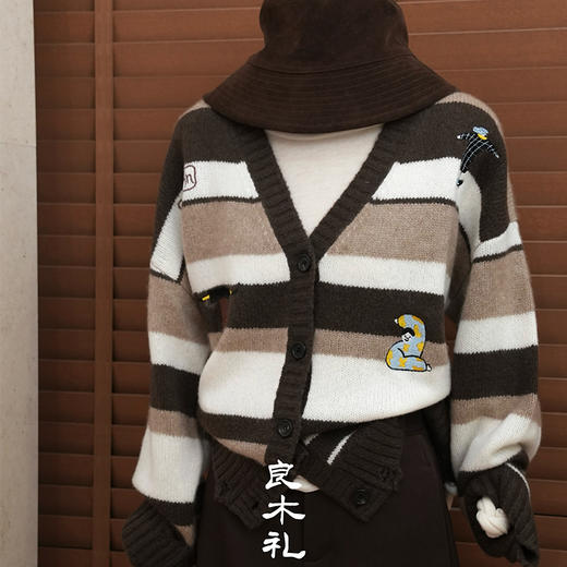 【预售7天】良木礼山羊绒开衫（D25102304F） 商品图1