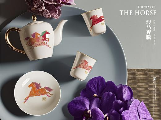 骏马奔腾-艺术骨瓷 商品图0