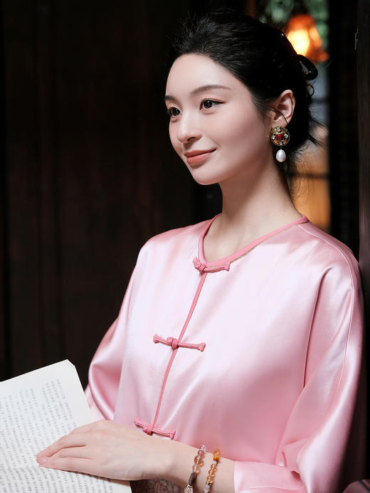 东方境X郭培| 粉色玫瑰刺绣新中式棉袄(夹棉) 商品图1