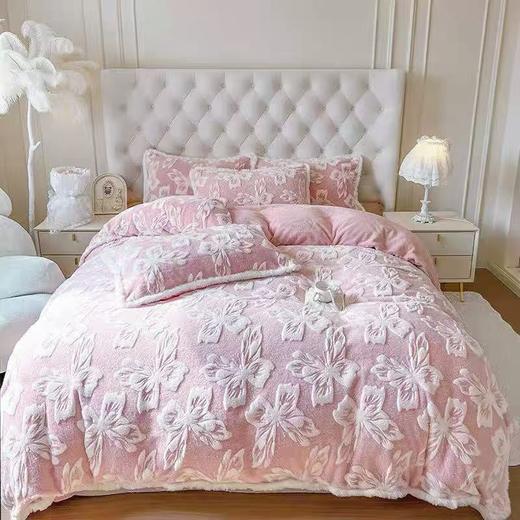 女神节2026促→怕冷去拍！！重9斤-9.4斤！喜兹品牌！吊牌1299.9元【自营直发】梦蝶兔兔绒冬季保暖防静电四件套-喜出 商品图1