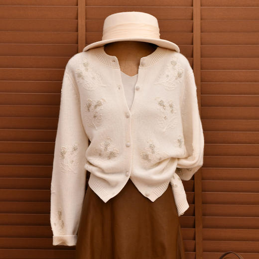 【预售7天】良木礼山羊绒开衫（D25101755） 商品图2