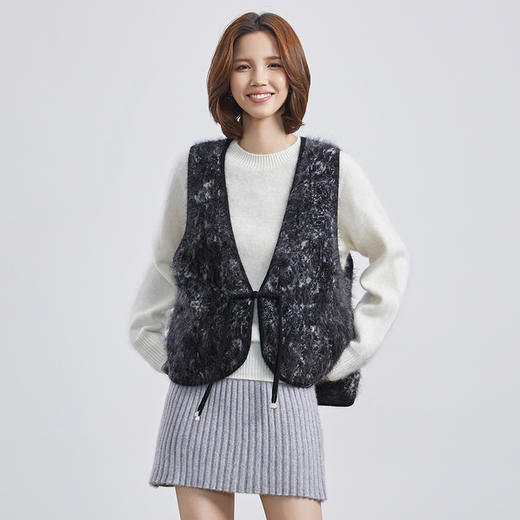 VogoPetite	新中式拉绒长绒花绘马甲100%山羊绒	BP141F1402 商品图0