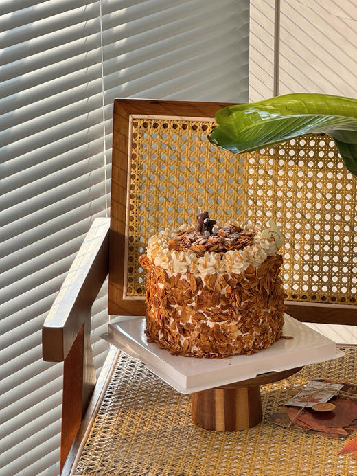 焦糖海盐太妃杏仁蛋糕 商品图3