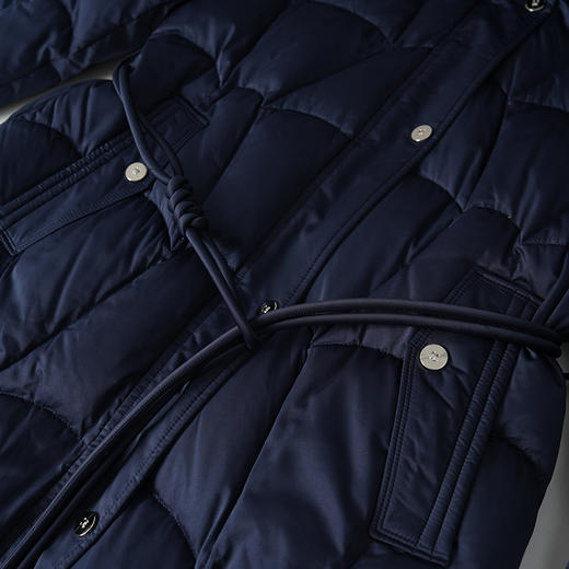 EITIE爱特爱高领连帽鹅绒秋冬保暖利器防风抗寒H版型时尚百搭不挑人保暖羽绒服8411103 商品图3