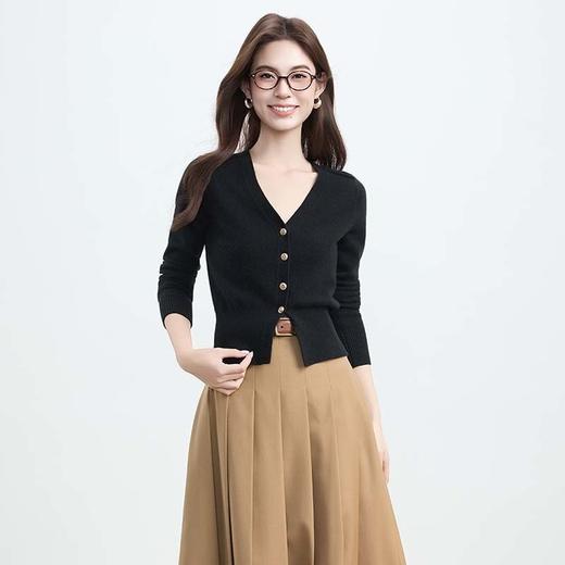 VogoPetite	金属扣短款V领毛衣100%山羊绒	BP133F1508 商品图4