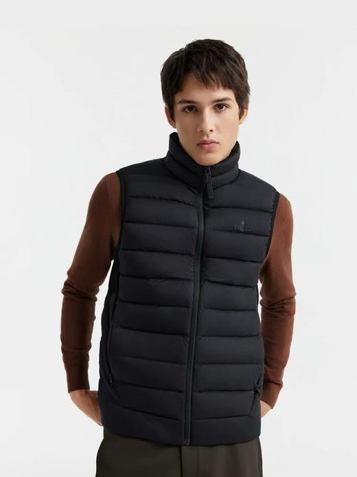 比音四面弹力面料的羽绒马甲..各大机场都有的牌子.. 商品图3