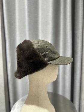 Yves Salomon - CHAPKA MADE WITH LORO PIANA FABRIC/MINK - EARTH/DARK LICHEN - 女装 - 四角帽 - 咖褐色/暗褐色