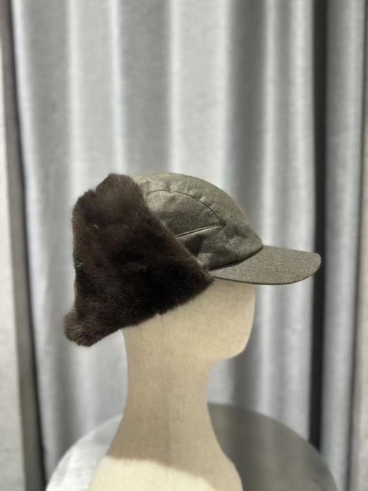 Yves Salomon - CHAPKA MADE WITH LORO PIANA FABRIC/MINK - EARTH/DARK LICHEN - 女装 - 四角帽 - 咖褐色/暗褐色 商品图0