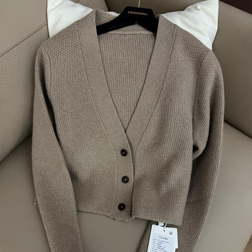 【预售7天】良木礼山羊绒开衫（D25102346） 商品图0