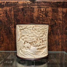 溪山行旅°猛犸牙雕笔筒