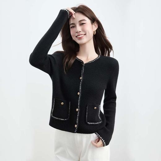 VogoPetite	小香风手工钩边开衫100%山羊绒	BP133F1509 商品图3