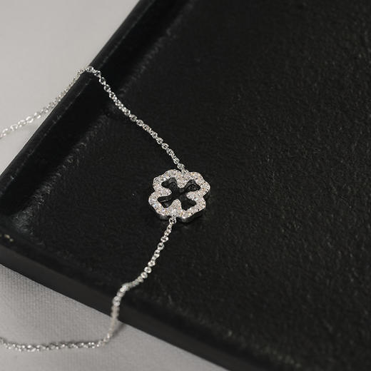 北京仓｜Skultuna-Pavé-银色 四叶草 密钻 手链［瑞典设计师］ 商品图8