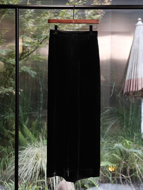 盛唐婧 | 新中式重磅真丝丝绒直筒裤