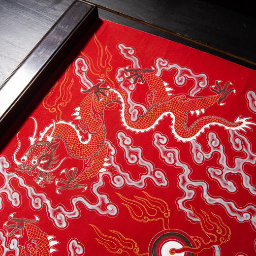 清代宫廷手绘龙纹御用宫绢 商品图3