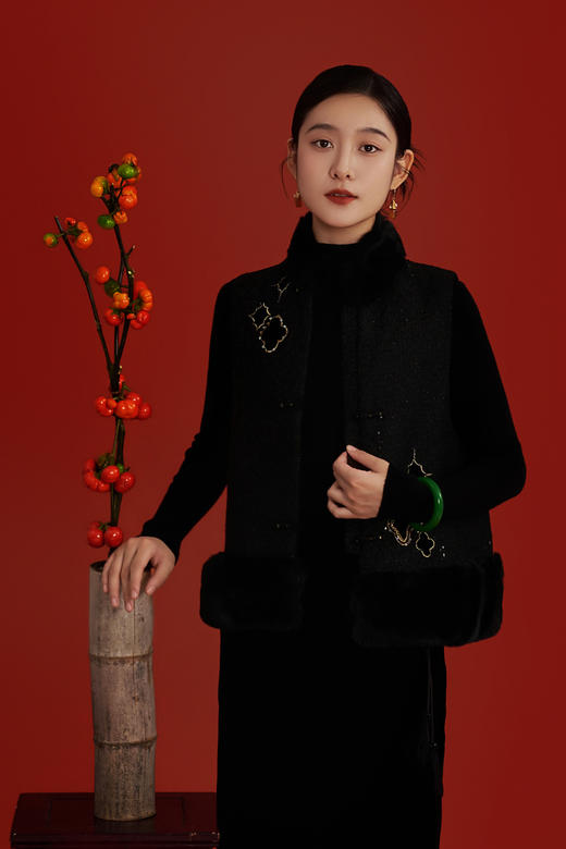 荷言HEYEN 拙政璃影 拙政园花窗创意手工小香风面料新中式高定马甲秋冬 商品图0