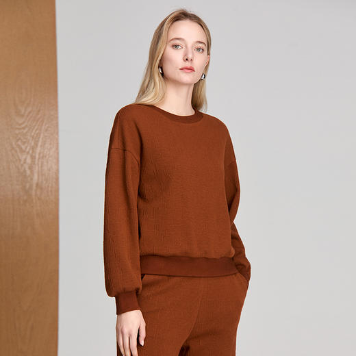 EITIE爱特爱圆领罗纹套头设计保暖舒适直身版型简洁好穿搭冬季保暖小上衣8413105 商品图2